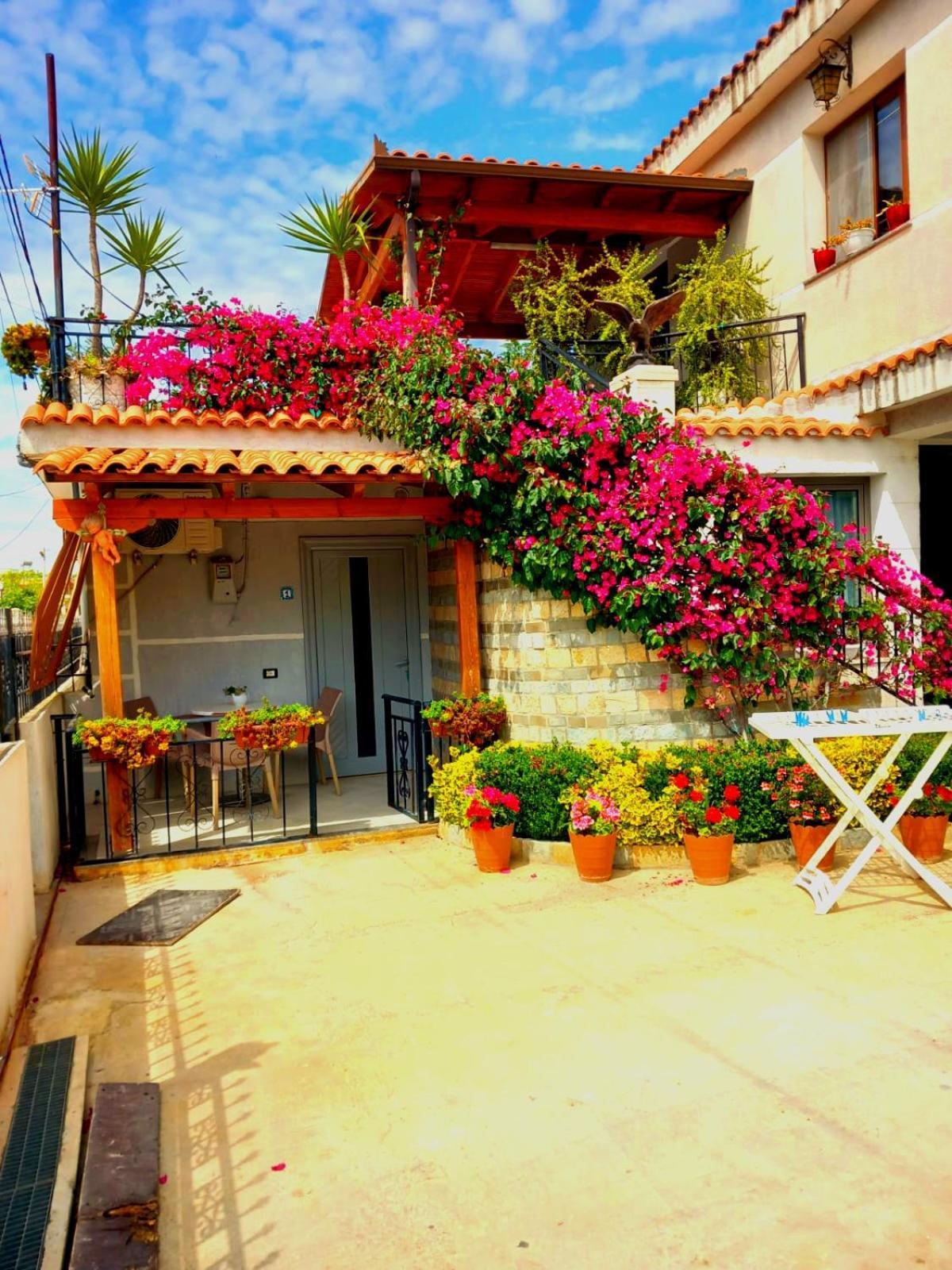 Villa Heljos Apartaments Vlorë Exterior foto